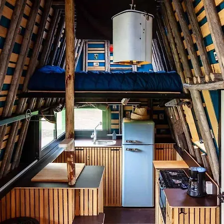 Stadscamping Overboord * 's-Hertogenbosch (Den Bosch)