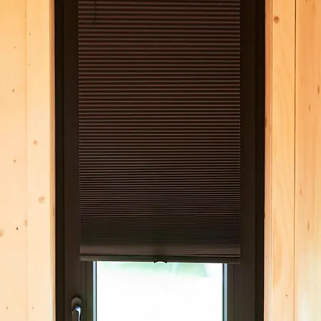 Tetris Tiny House אתר קמפינג דן בוש