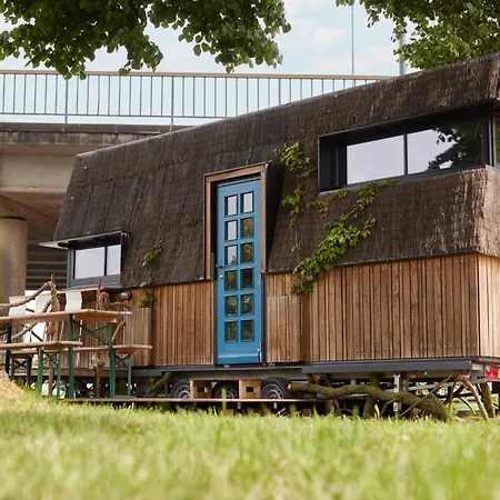 Tetris Tiny House Campsite